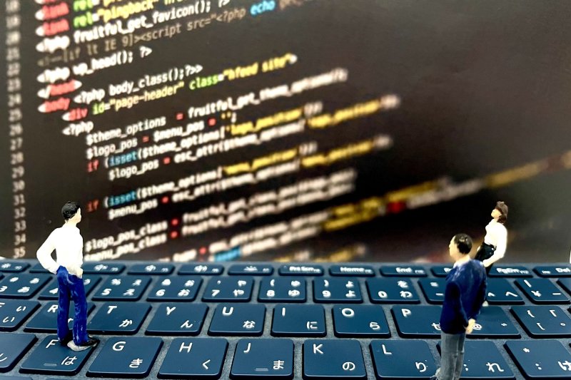 エンジニアと営業間で発生するフラストレーションとその対処法
